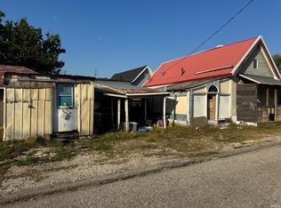 627 H St, Bedford, IN 47421