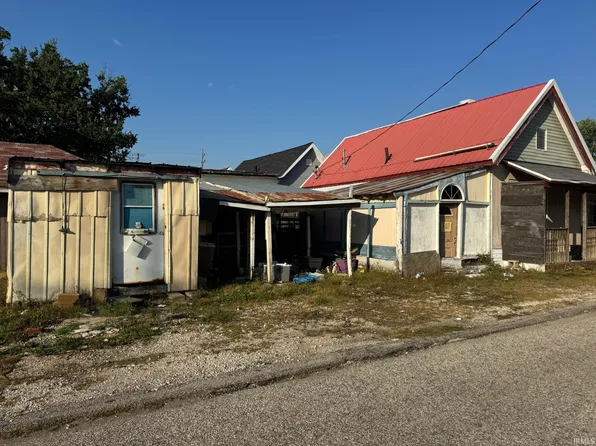 627 H St, Bedford, IN 47421