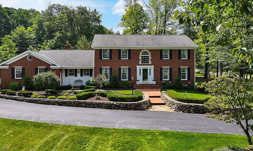 1st image of 8201 Harwood Ln