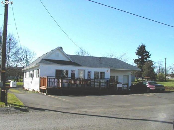 1st image of 5706 NE 112th Ave