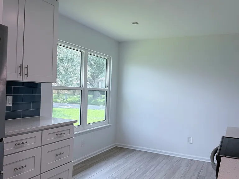 Kitchen with Breakfast Area