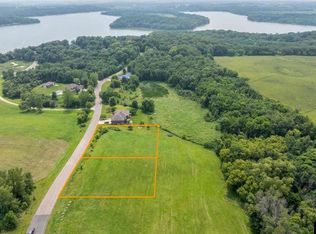 Xxx1 Circle Lake Ln, Faribault, MN 55021