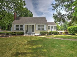 2636 Forest Crest Rd, Decatur, IL 62521