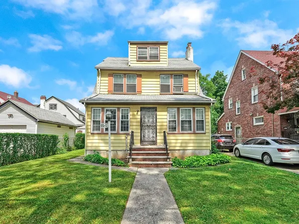 11111 198th St, Saint Albans, NY 11412