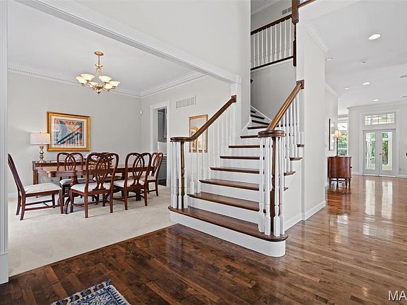 4th image of 3 Longrove Ln