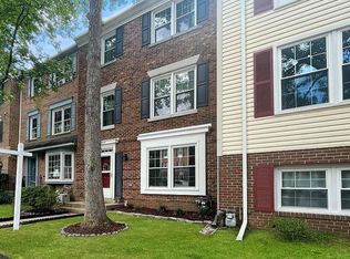 7955 Revenna Ln, Springfield, VA 22153