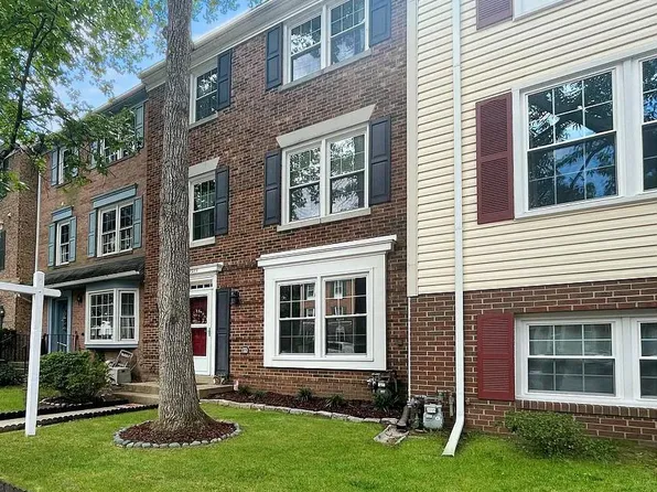 7955 Revenna Ln, Springfield, VA 22153