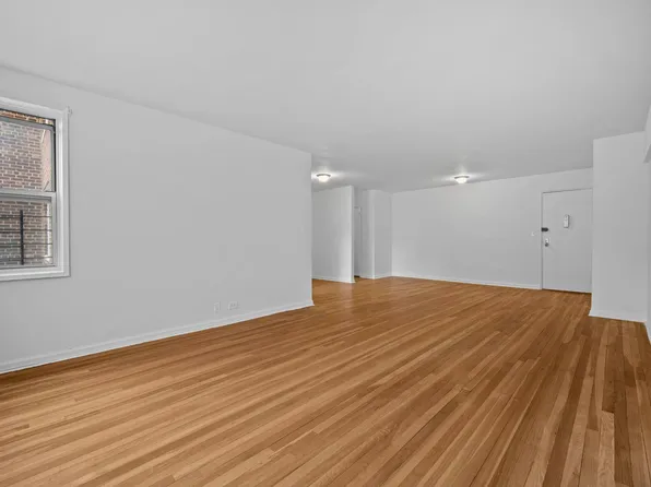 3720 Independence Avenue 5G image 3 of 15