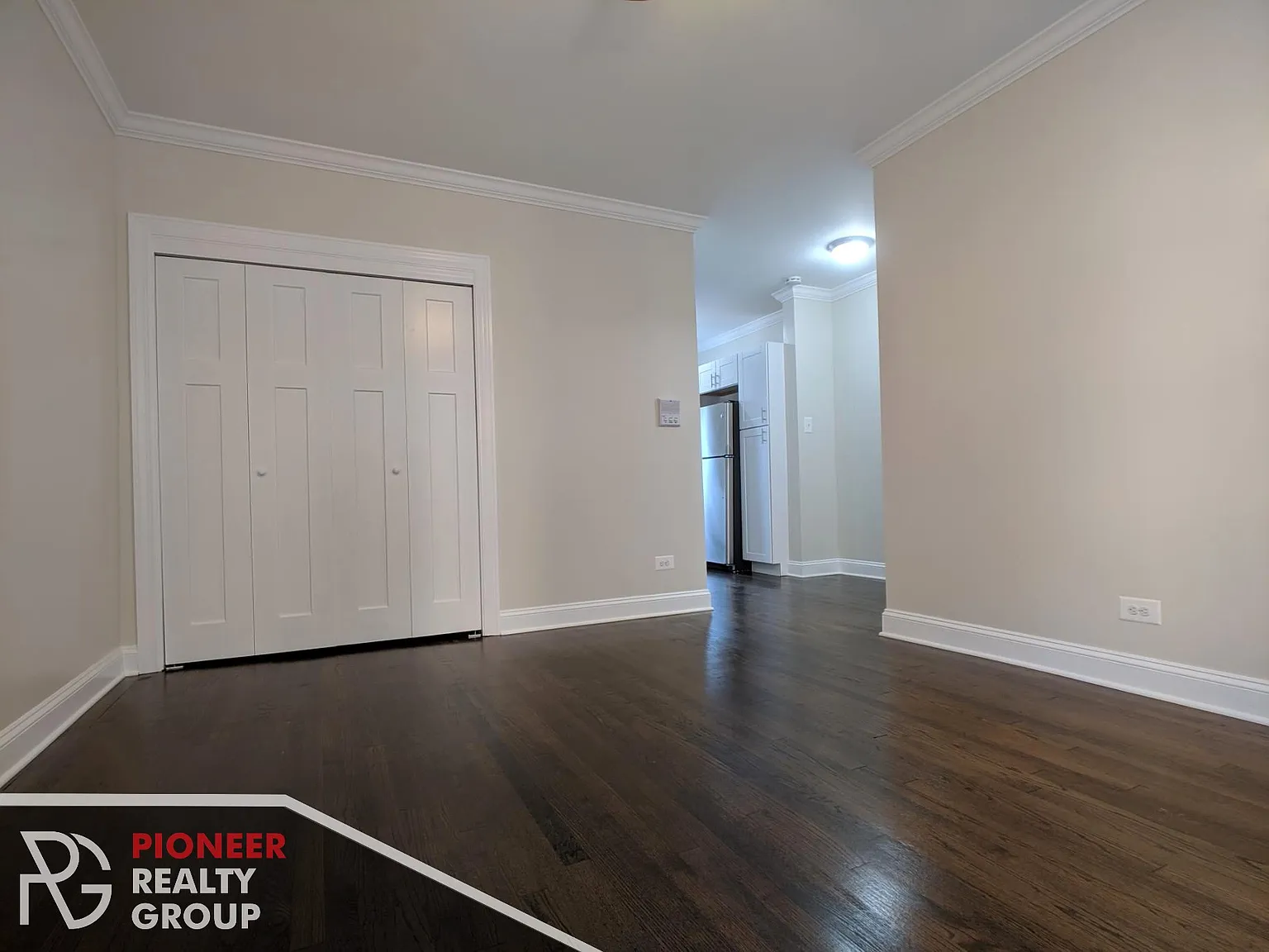 Studio, 400 sqft, $1,795 — Photo 2