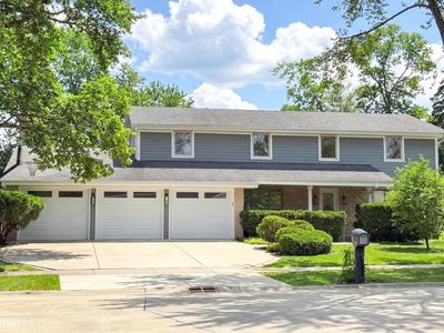 3235 Robincrest Dr, Northbrook, IL, 60062