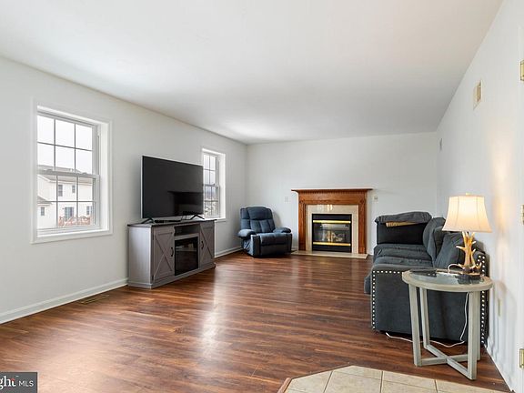 4th image of 8651 Stottlemyer Rd