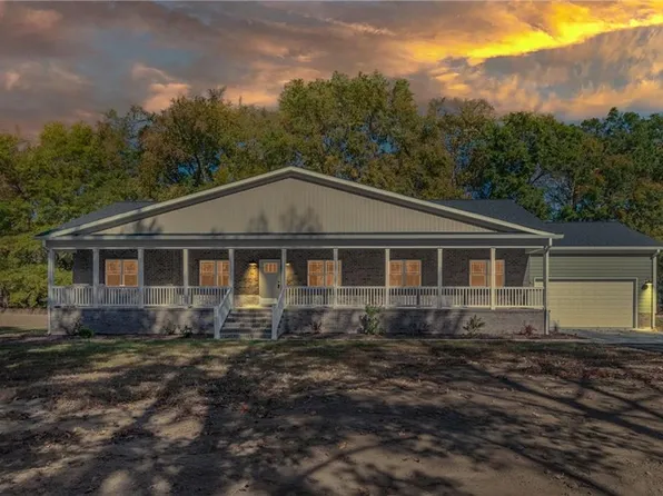 7701 Cunningham Ln, Gloucester, VA 23061