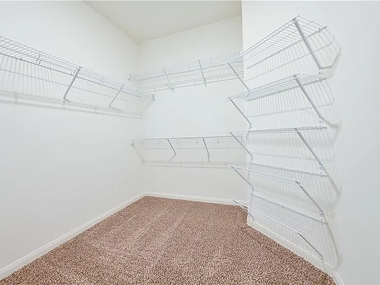 404 Freedom Park Ave — Photo 23