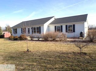 2142 Narrow Lake Rd, Charlotte, MI 48813