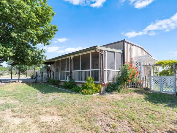 663 Pike Rd, Del Rio, TX 78840