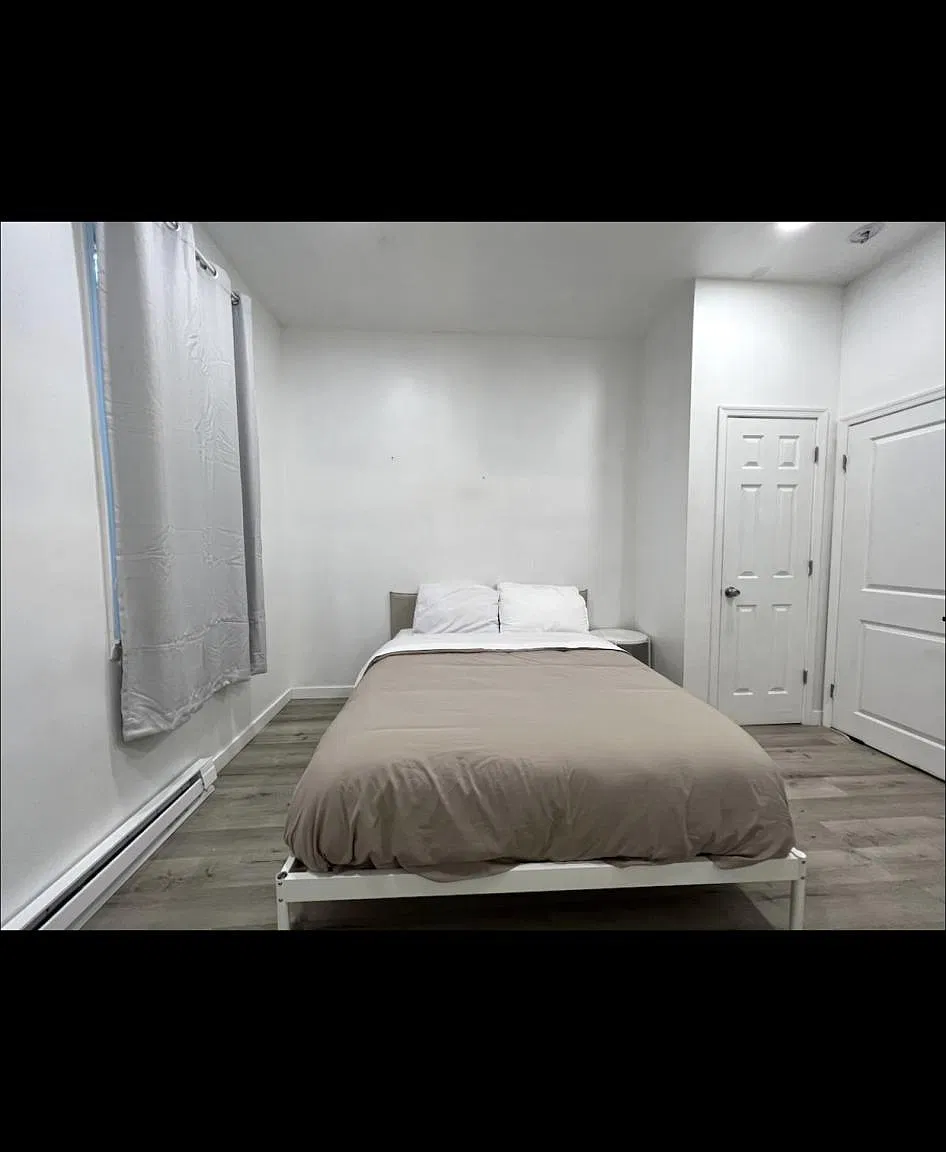 Studio, 200 sqft, $780 — Photo 1