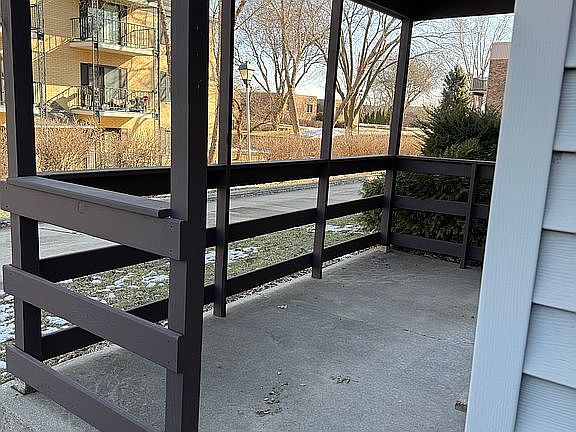 4th image of 3903 Bradley Rd