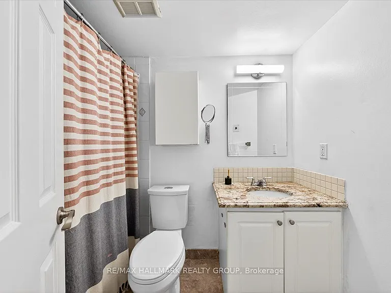 55 Centre Ave #1506 — Photo 26