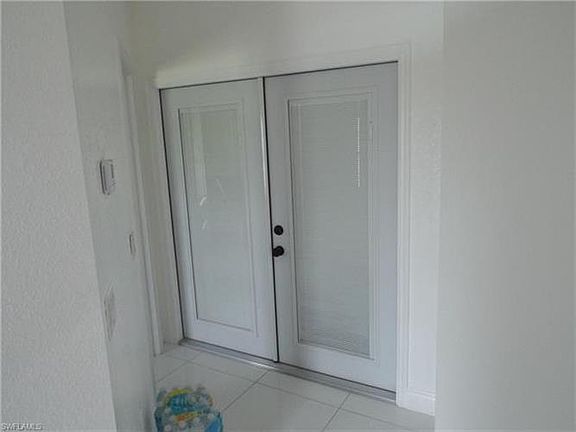 5th image of 1016 NE 44th St