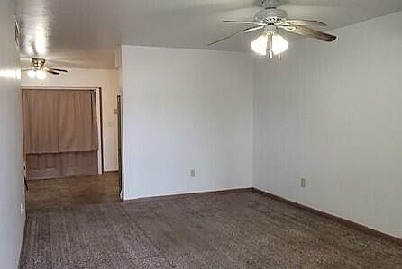 2nd image of 205 W Towne Pl