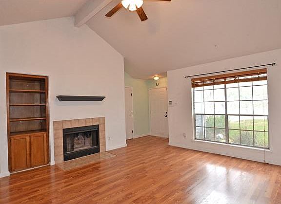 2nd image of 1904 Palm Vista Dr