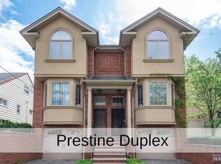 1026 Morningside Ln, Fort Lee, NJ 07024