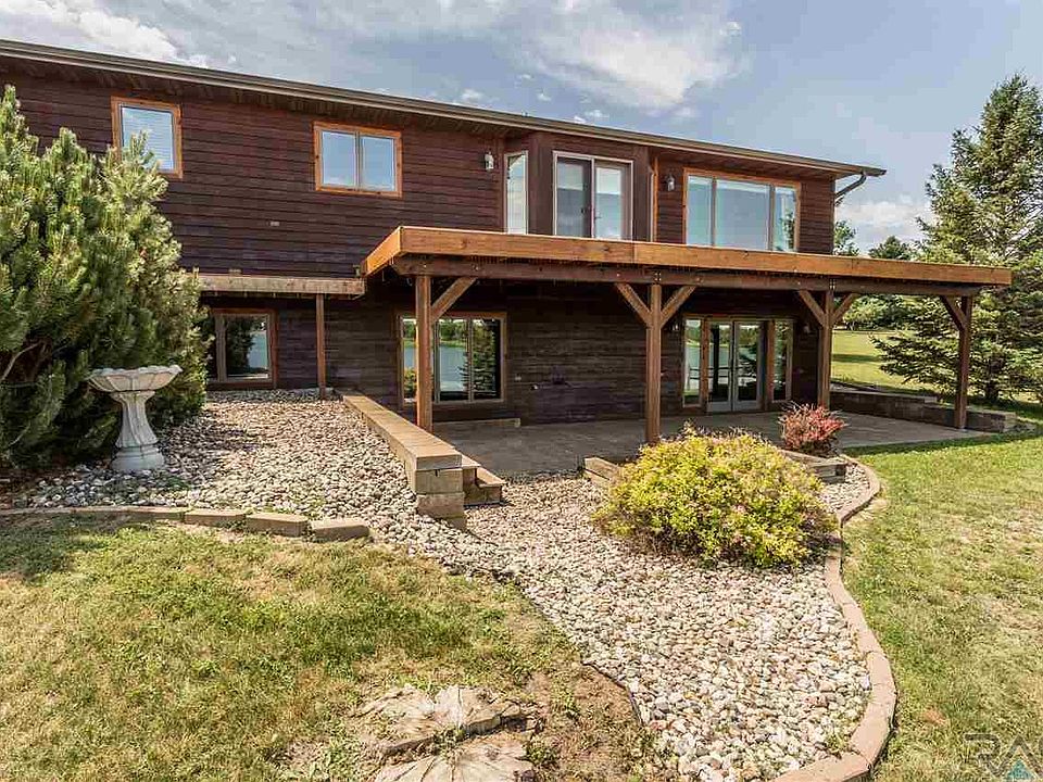45144 Quail Dr, Canistota, SD 57012 Zillow