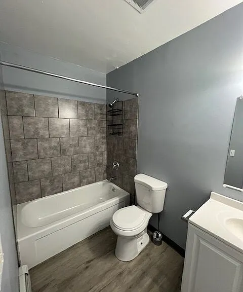 401 Smith St #STREETB3 — Photo 6