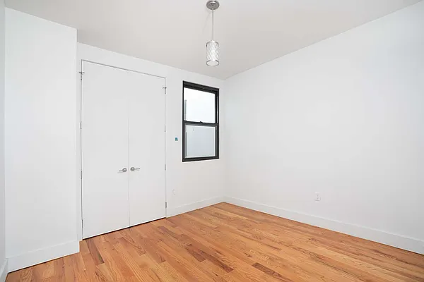 Rented by Avenues Real Estate | media 4