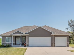 1257 Elder Ridge Rd, West Liberty, IA 52776
