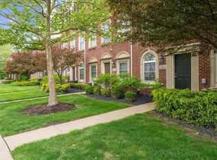 45623 N Stonewood Rd, Canton, MI 48187