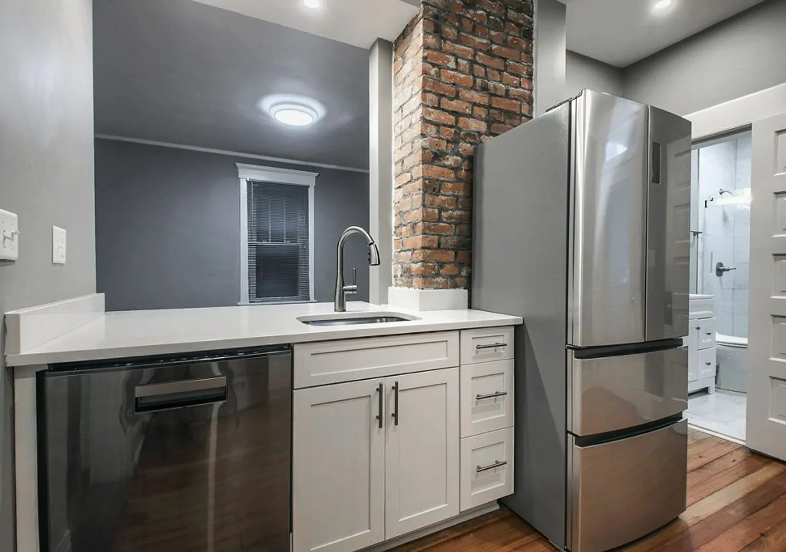 Summit St 2091-2091.5 MLR — Photo 2