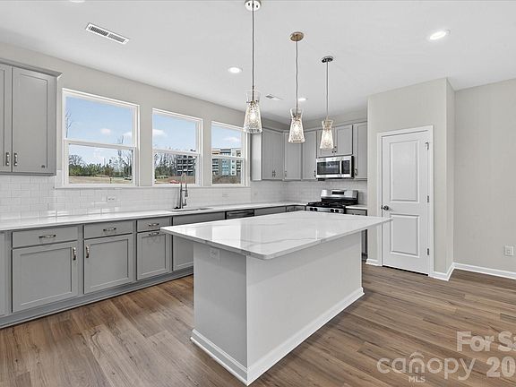 2nd image of 242 Ferebee Pl #Brx0073