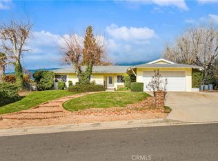 11377 Golden Gate Dr, Yucaipa, CA 92399