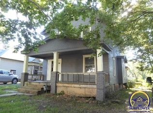 2036 SW Clay St, Topeka, KS 66604