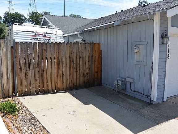 2nd image of 118 Rawlings Ct
