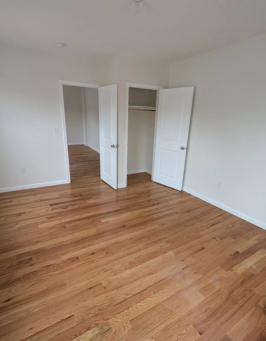 3 bed, $2,450 — Photo 2