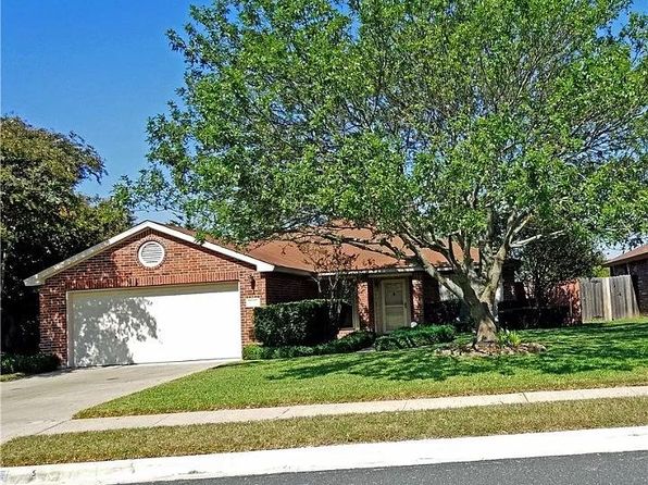 1209 Waterford Dr