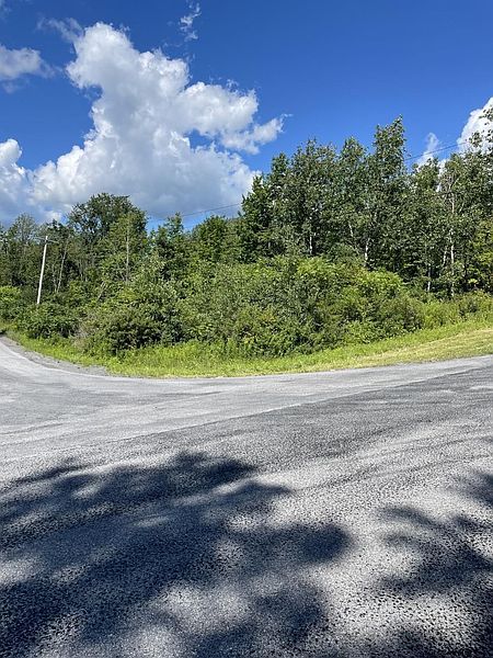4th image of CROSS Road