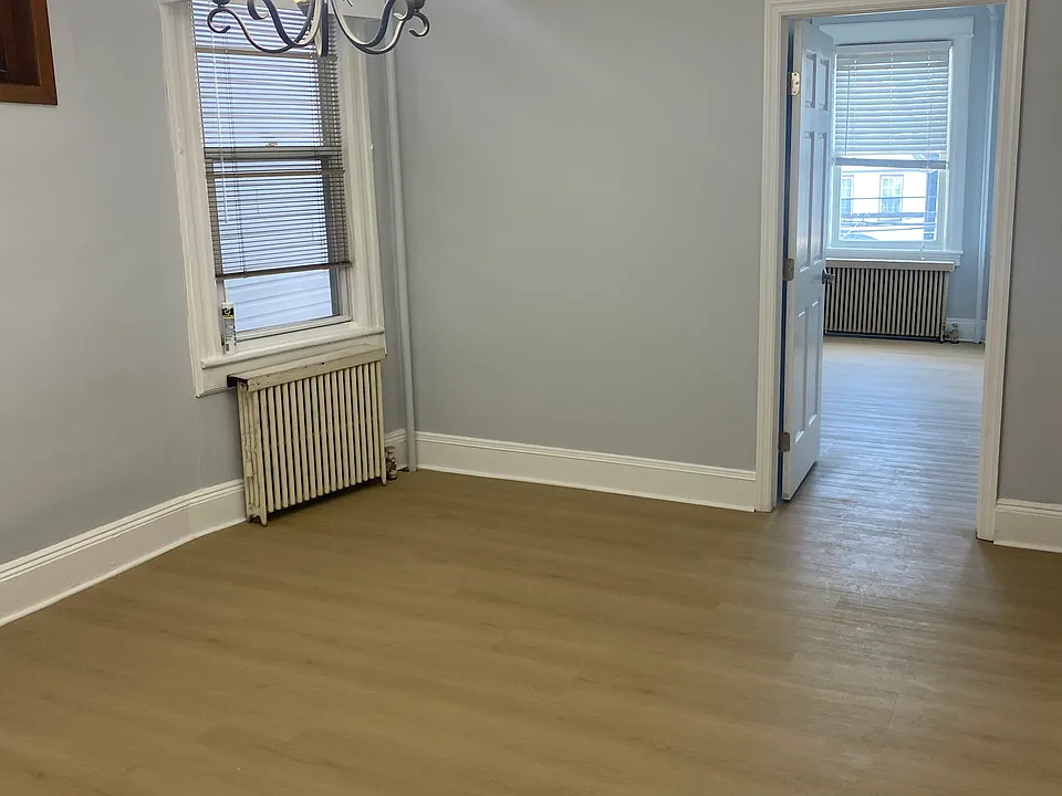 663 Avenue E #2