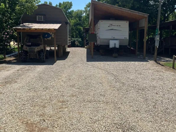 (undisclosed Address), Hardy, AR 72542