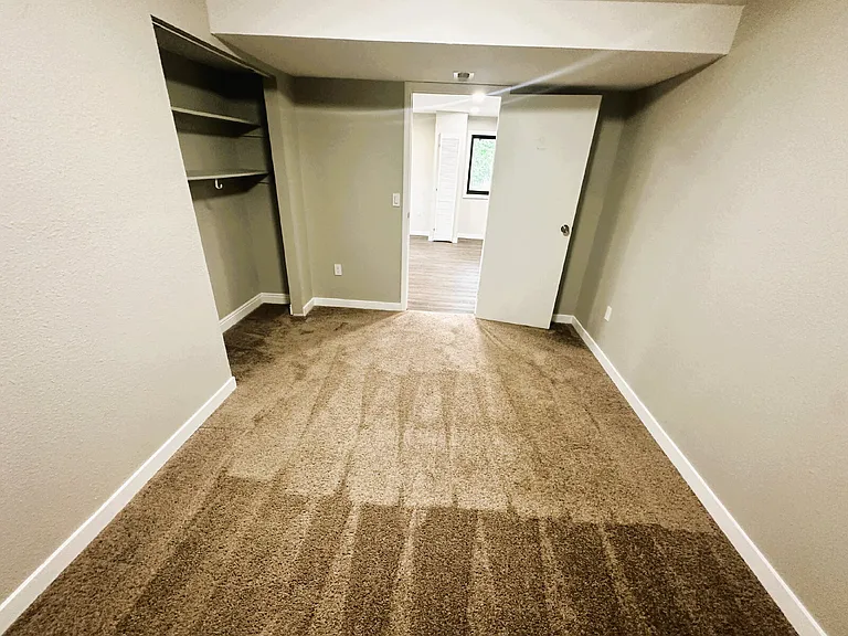 8300 Leesburg Ct — Photo 27
