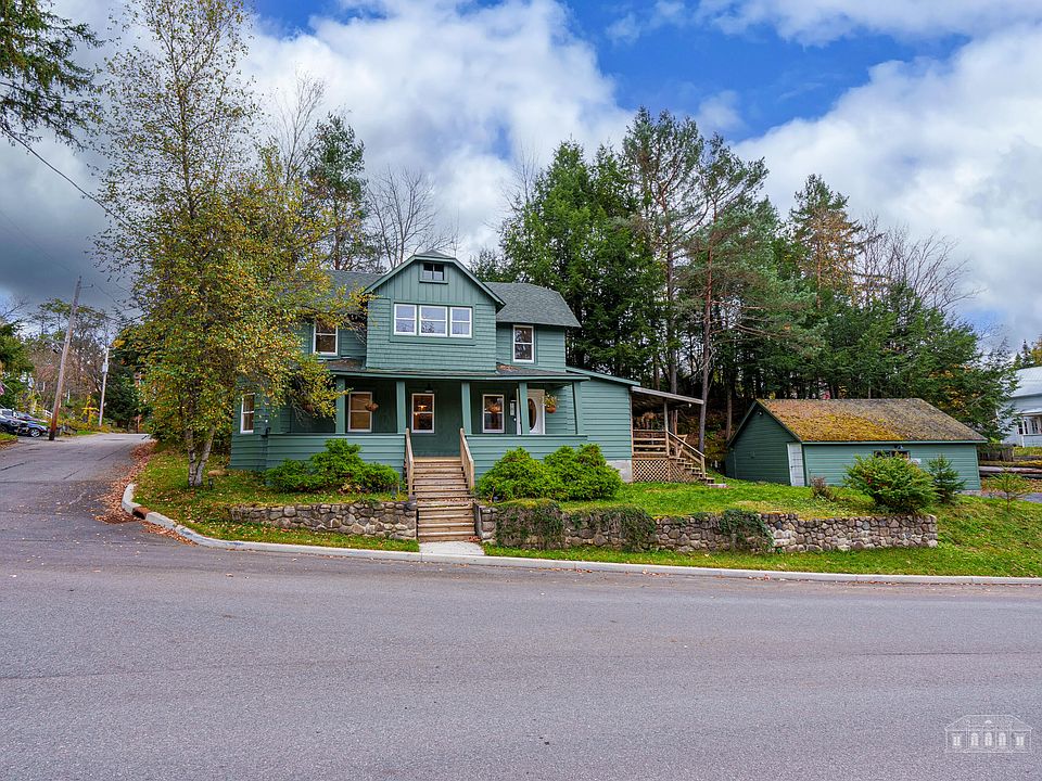181 Lake St, Saranac Lake, NY 12983 Zillow