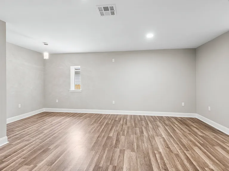2309 Humanity St #2311 — Photo 4