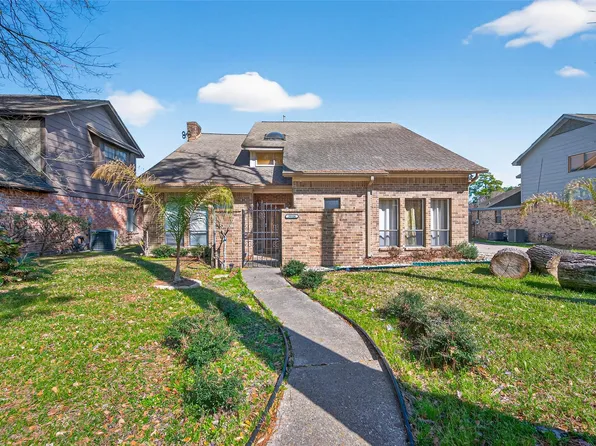 20806 Harvest Hill Ln, Houston, TX 77073