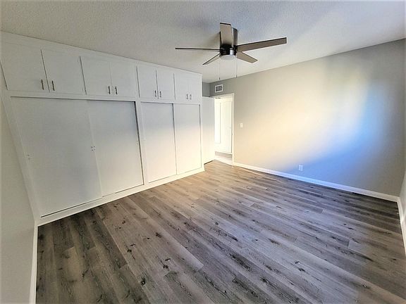 5th image of 540 W Sierra Madre Blvd APT 9