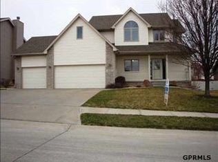 16116 Gertrude St, Omaha, NE 68136