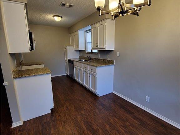 4th image of 424 Aspen Dr