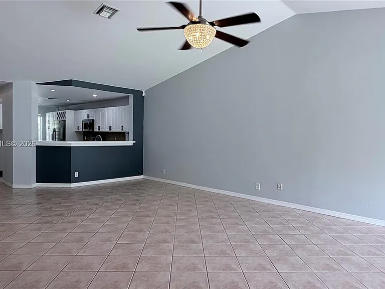 2020 Andromeda Ln — Photo 7