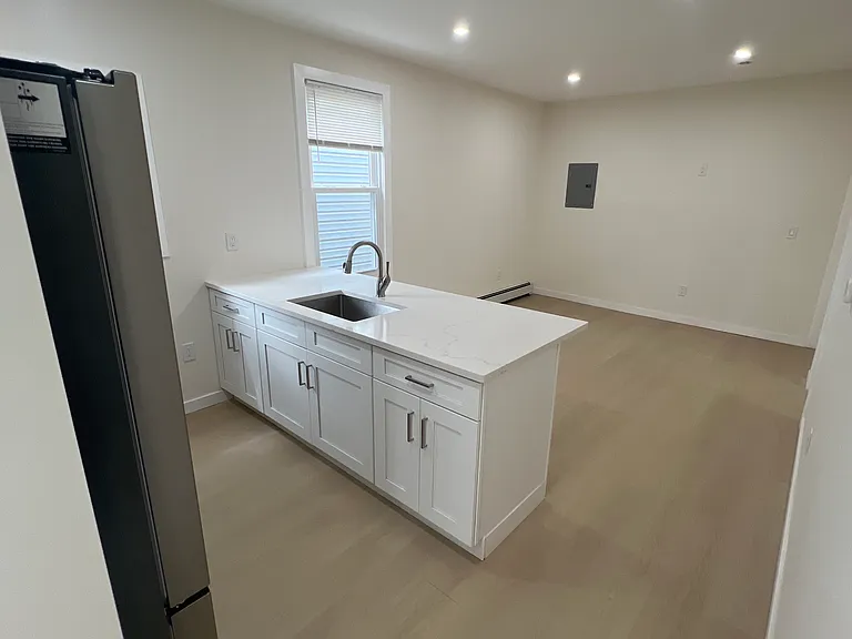 5 Sherman St #2 — Photo 14